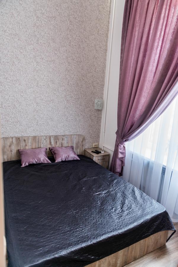 Mini Hotel Freedom Mercurius ลวีฟ ภายนอก รูปภาพ